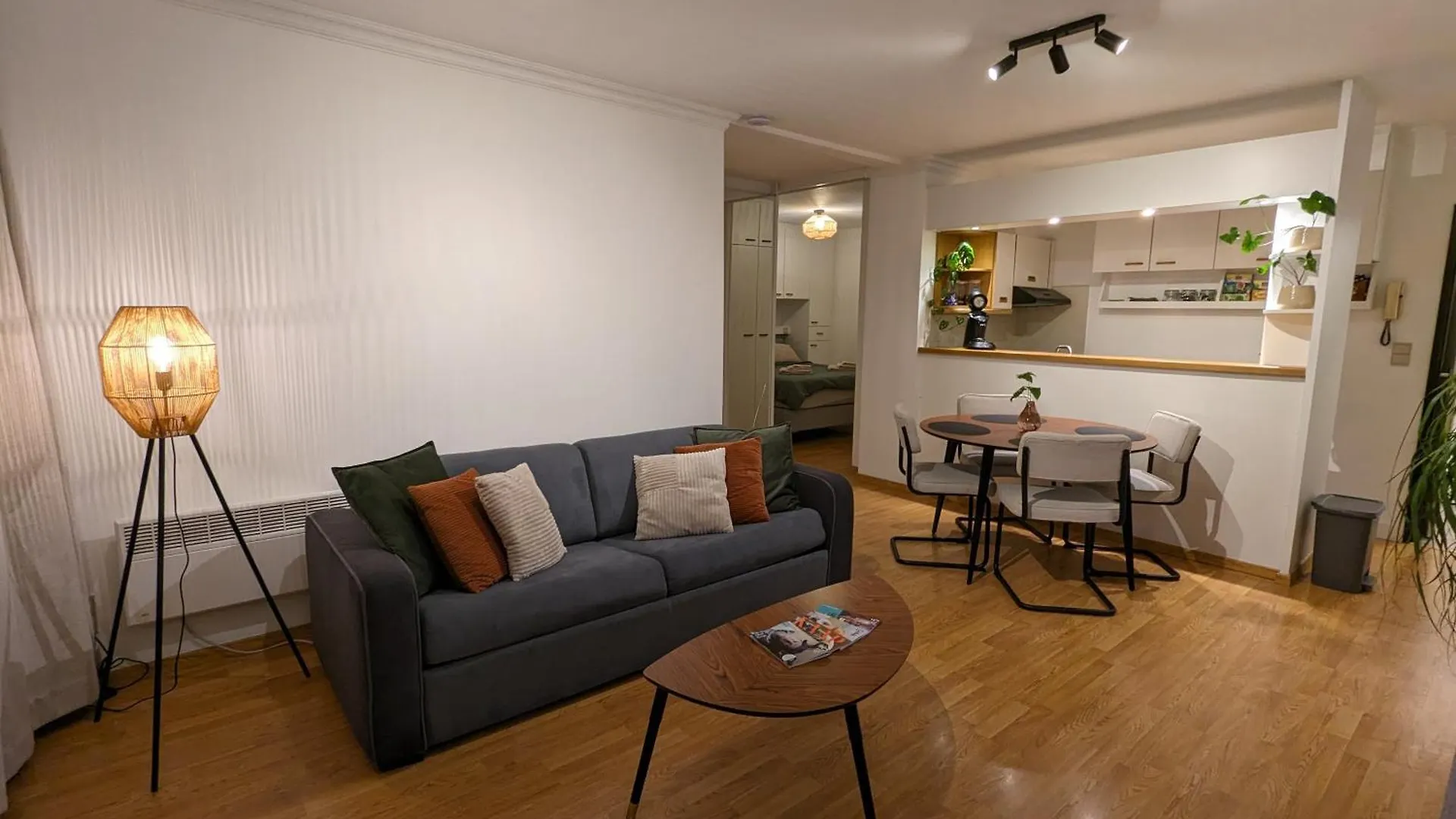 Vista Linda, Leuk Appartement Vlak Bij Zeedijk En Strand Ostende Belgique