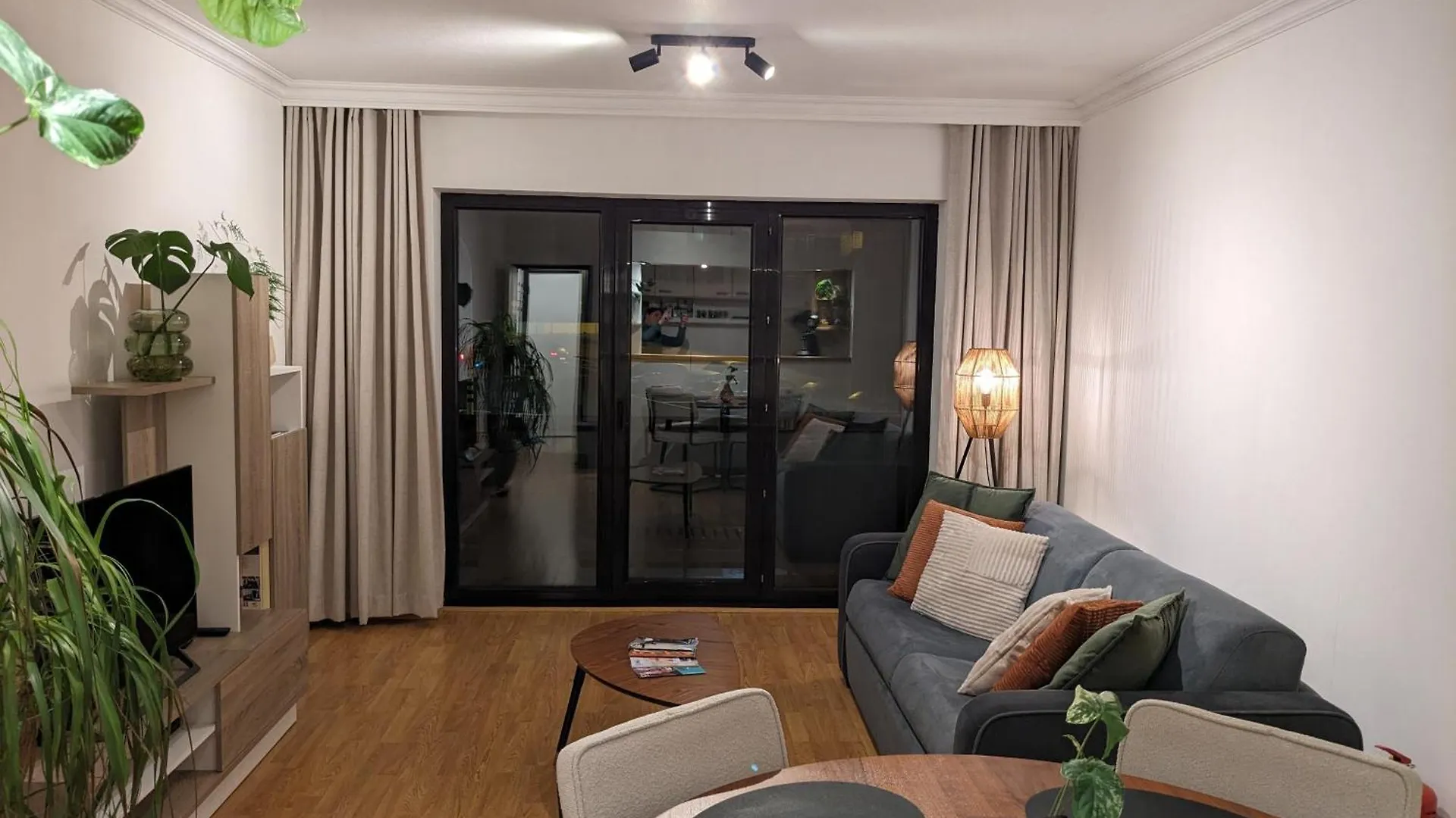 Vista Linda, Leuk Appartement Vlak Bij Zeedijk En Strand Ostend Apartment